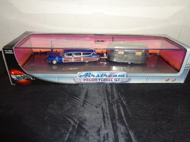 HOT WHEELS AIRSTREAM Dream Vehicle Set - Cool Classics