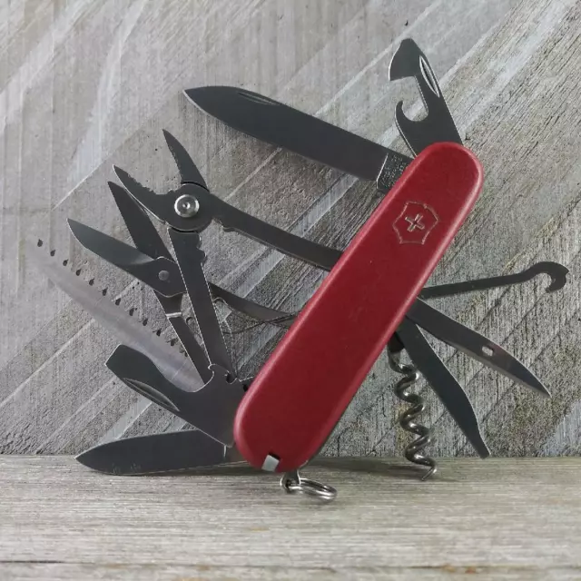 Victorinox motorist 2025