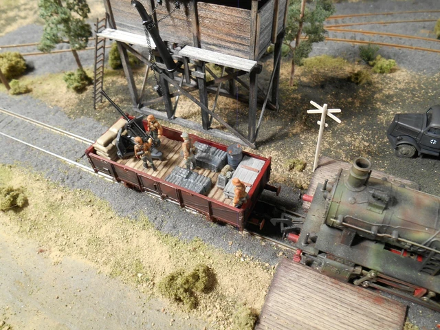 Roco Minitanks 720 Panzer Jaguar 2 TOW Bundeswehr Bronzegrün im Maßstab