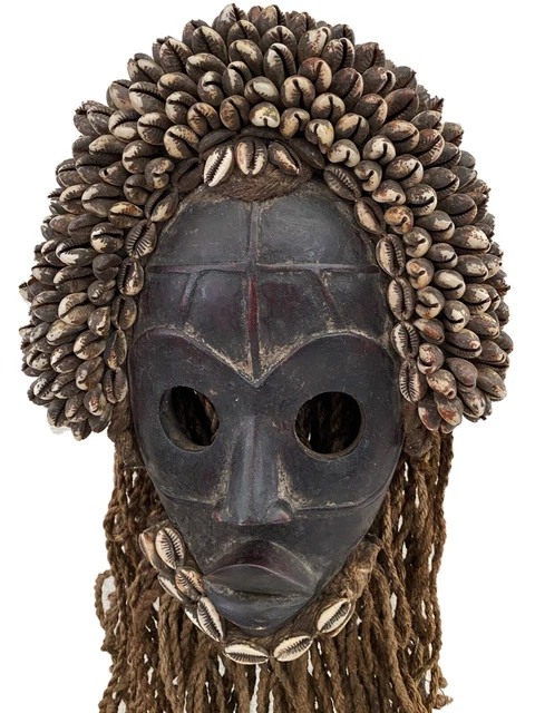 Superb Dan Mask Deangle Cowry Shells 21" H