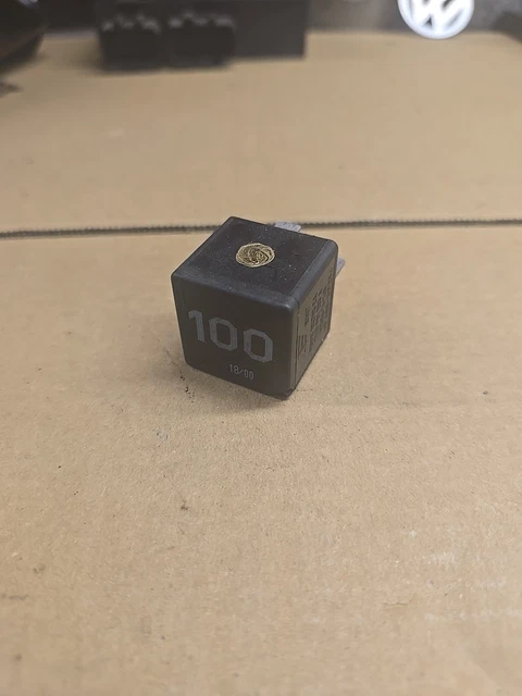 N. - 100 Audi VW ECU & Pompa Carburante 4 Pin Relè Nero - Foto 2