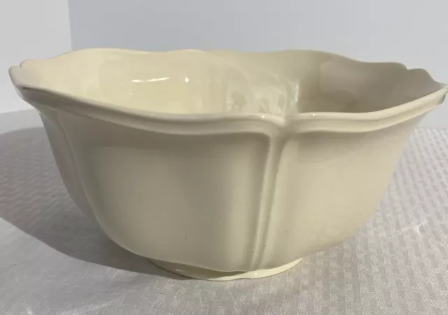 Wedgwood Queen's  Shape or Queen's Plain Salad Serving Bowl 9 3/8" Off White