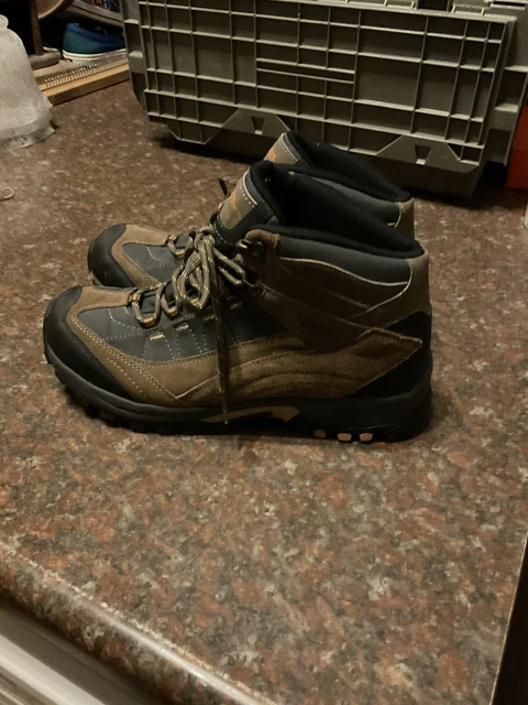Gander online mountain boots