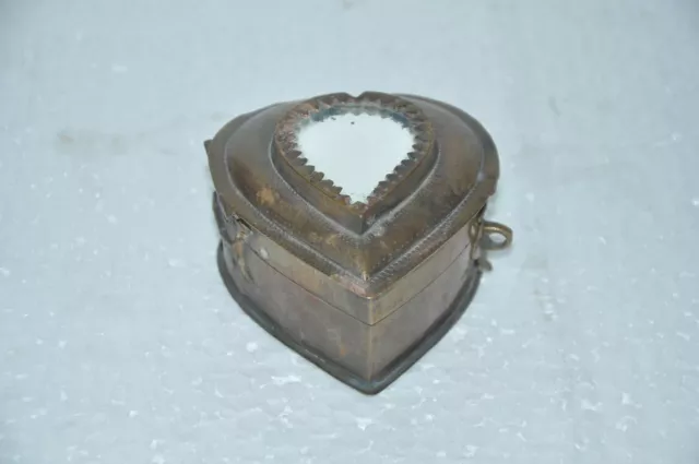 Old Brass Handcrafted Heart Shape 3 Compartment Mirror Fitted Betel Nut Box 2