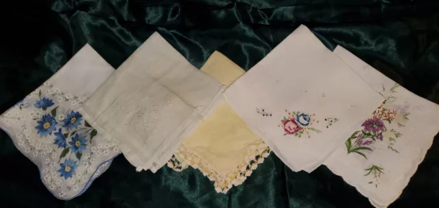 GORGEOUS vintage antique ladies floral / embroidered handkerchiefs hankies lot