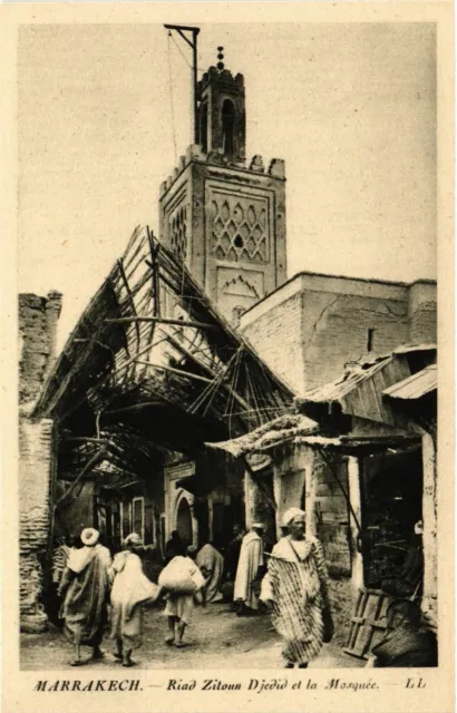 CPA AK MARRAKECH - Riad Zitoun Jedid and the Mosque MOROCCO (796490)