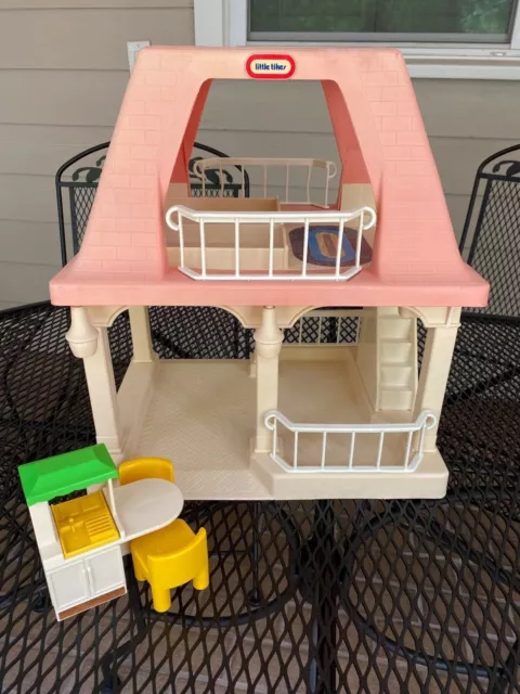 VINTAGE LITTLE TIKES Grandma s House Pink Roof Dollhouse