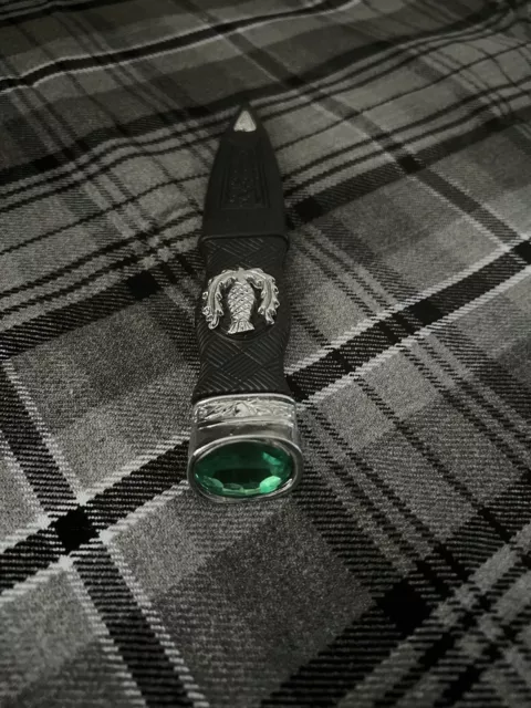 Kilt Highlandwear Sicurezza Sgian Dubh Manichino Montaggio Peltro Pietra Verde