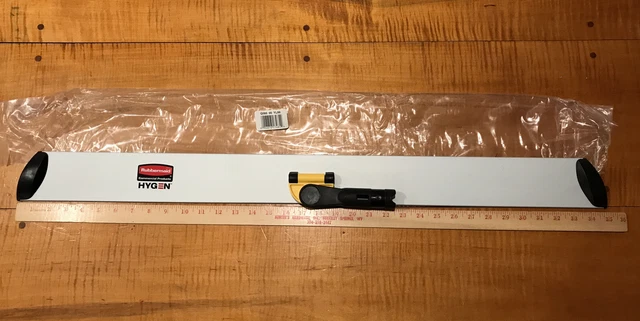 Q580 Rubbermaid Hygen 36” Quick Connect Dusting Frame Flat Mop Janitorial NEW