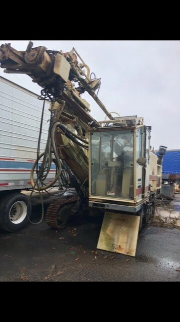 Atlas Copco Drill rig blast hole