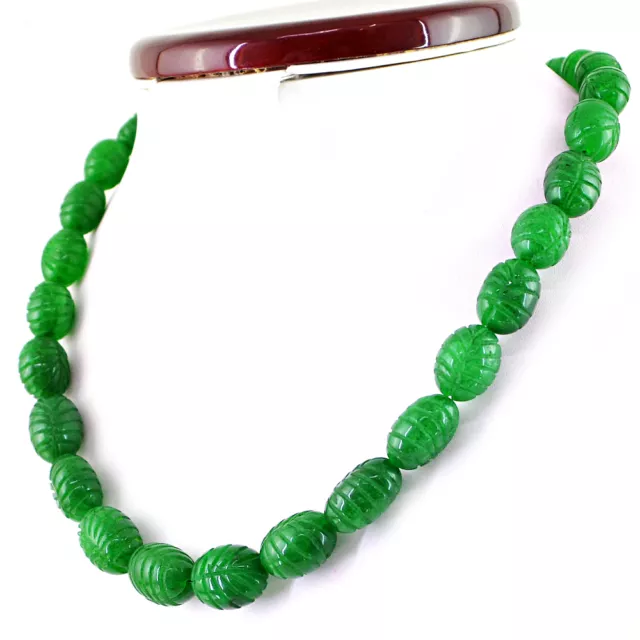 466.50 Cts Earth Mined Single Strand Green Emerald Oval Carved Beads Necklace