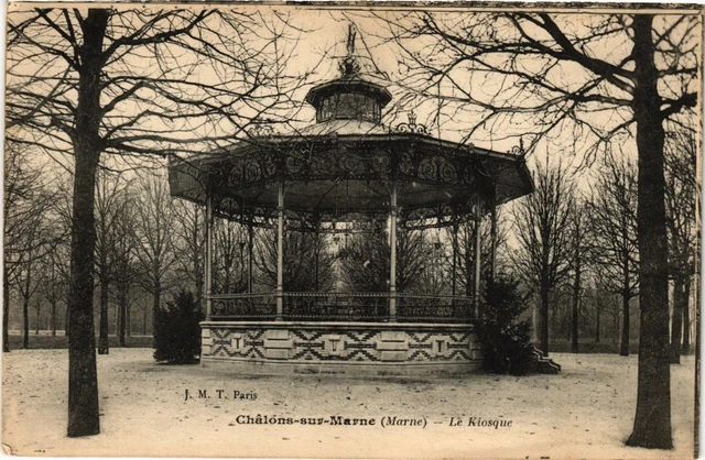 CPA CHALONS-sur-MARNE - Le Kiosque (742021)