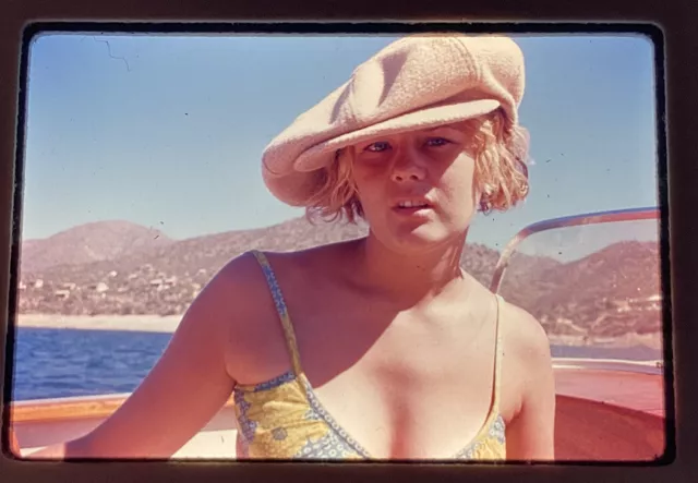 1970 pretty girl Blonde Model Woman bikini Top Boat Big Hat Slide Photo