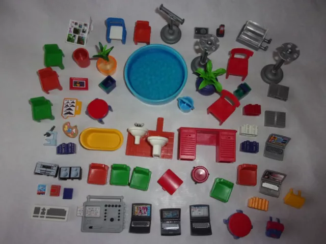 LOT DE PLAYMOBIL  * MEUBLES DIVERS + PLANTES + ACCESSOIRES , etc... * 