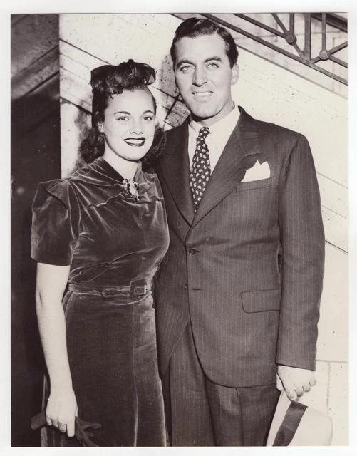 Eleanor Holm : Gold Medal Swimmer : Expelled From 1936 Olympics : Press Photo