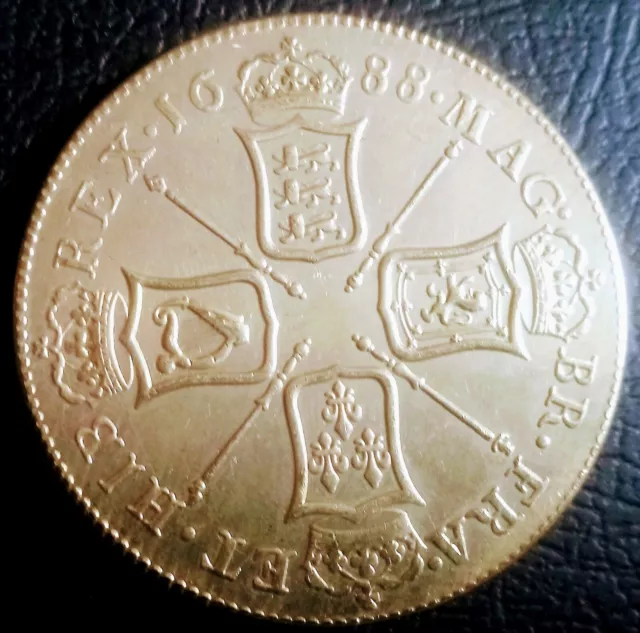 Retro James II 1688 Five Guineas. Souvenir Gap Filler. Same size as original. Retro James II 1688 Five Guineas. Souvenir Gap Filler. Same size as original.