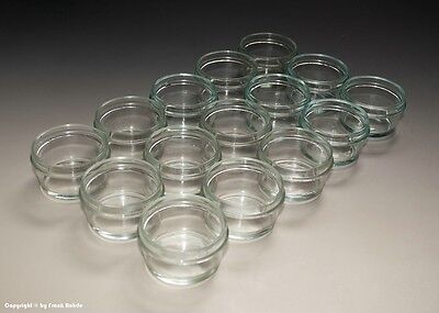 15 x kleine Gläser aus Apotheke für Cremes und Salben + Deckel um 1955 2