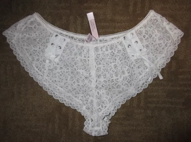 Ivory Lace VICTORIAS SECRET Dream Angel SLEEP SHORT Panty ~ $39 Ret~ NWT! Small