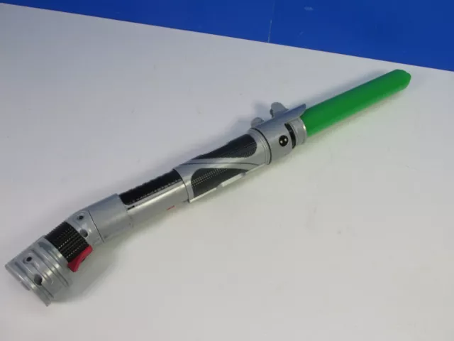 star wars BUILD YOUR OWN ULTIMATE LIGHTSABER HASBRO disney parks GREEN working