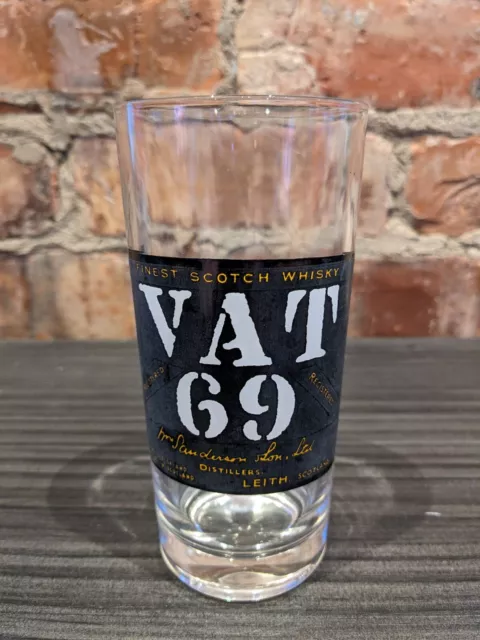 VAT 69 'Finest Scotch Whisky' Tall Glass