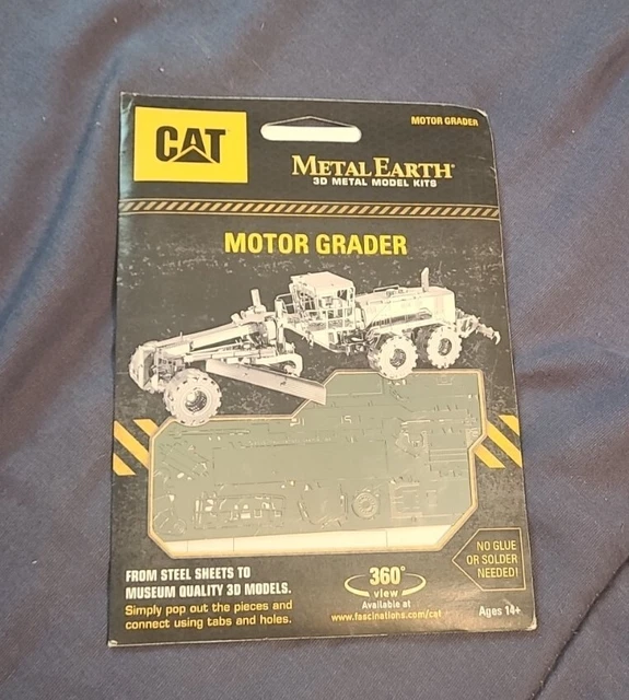 CAT MOTOR GRADER Metal Earth 3D Laser Cut Metal Model Kit Fascinations