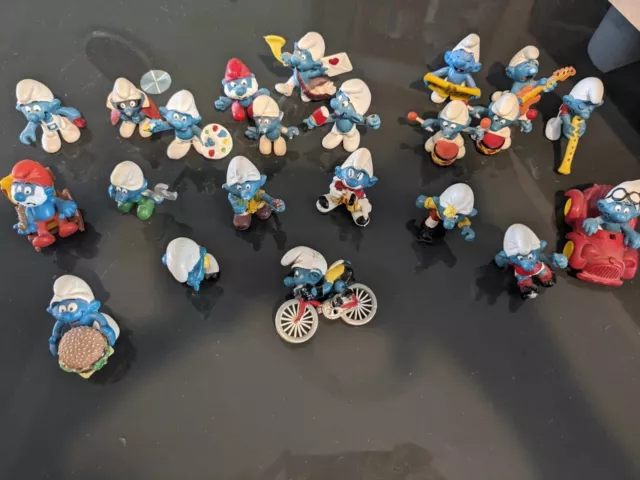 Vintage Smurf Figures Bundle 22 figures