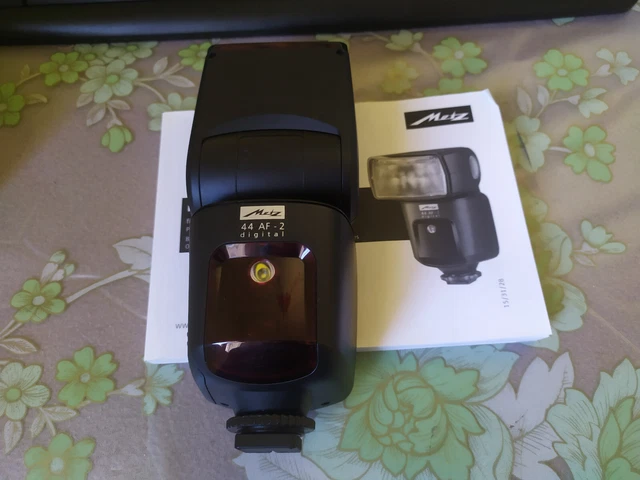 Metz mecablitz 44 AF-2 Digital Flash for Sony Cameras 3