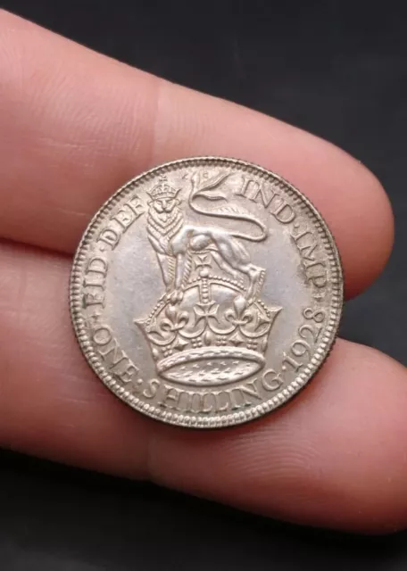 1929 George V 0.500 English Silver Shilling Coin. Good Condition. Free UK P&P