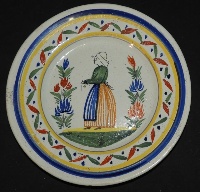 M} Faïence de QUIMPER - HB - Fin 19è / Belle assiette ancienne, breton (n°13)