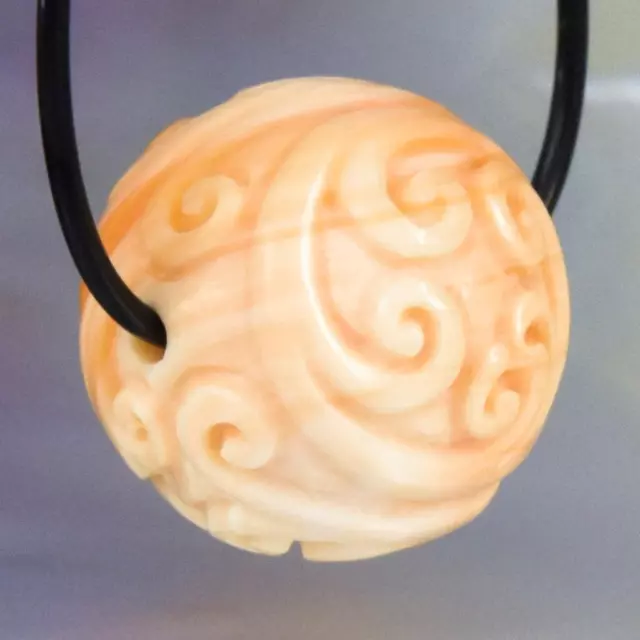 Acanthus Leaf Design Bead 14.77 mm Carved Apricot Shell Handmade drilled 4.20 g