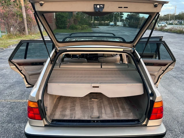 1995 BMW 5-Series 16
