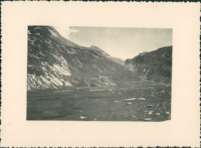 France, Haut-Queyras, au fond le Col Vieux Vintage silver print Tirage argen