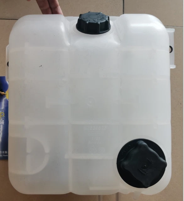 17336823 Water Expansion Tank EC360 EC380 Water Tank Excavator