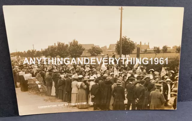 1911 Felixstowe Suffolk RP postcard - Crowd on Coronation Day of King George V