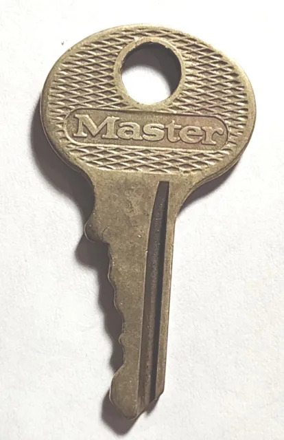 Candados de gabinete de repuesto vintage Key Master Lock Co Milwaukee Appx de 1-5/8