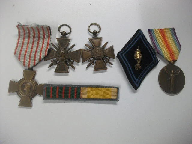 FRENCH WWI CROIX DE GUERRE 1914-1917 MEDAL - Kidd Family Auctions