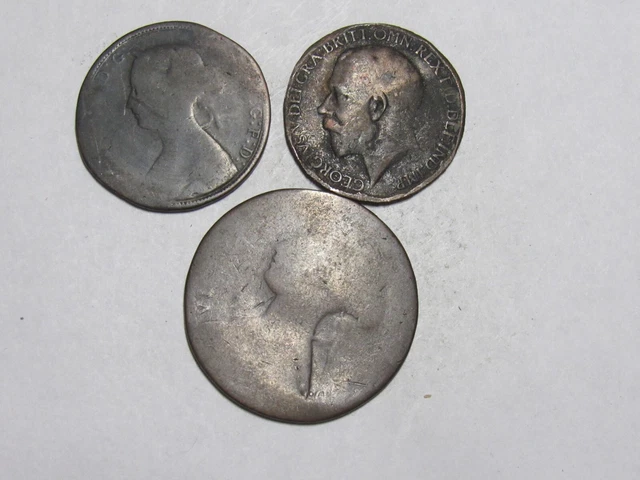 Lot of 3 Old Great Britain Dateless Copper Coins - Minted 1860 to 1925