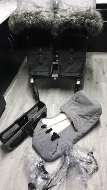 Bugaboo Burro 2 dúo en gris mezcla con pieles de capucha