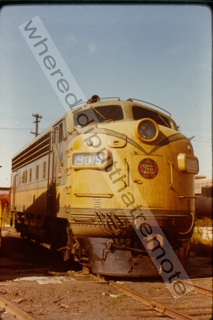 Original Slide Grand Trunk Western GTW 9019 EMD F3A Elston ILL 1966