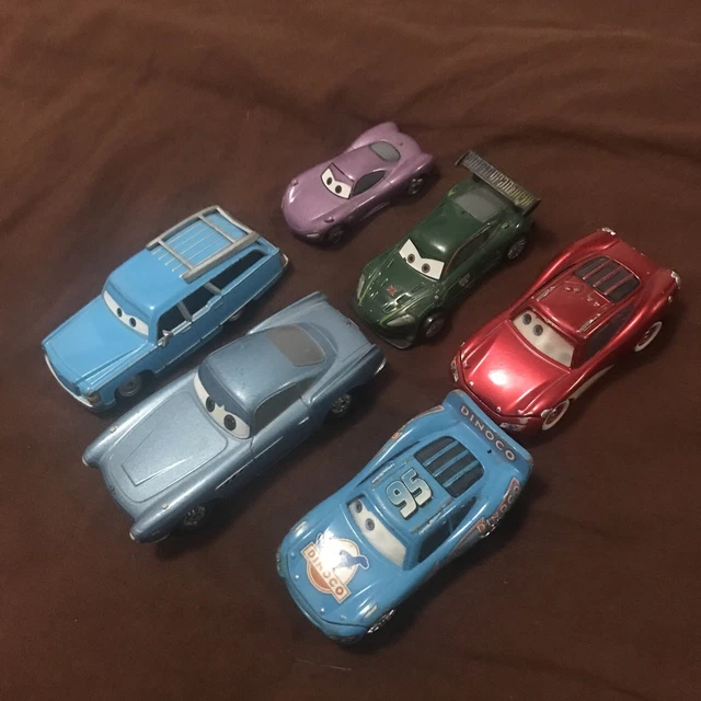 lot de  6 voitures cars disney pixar metal