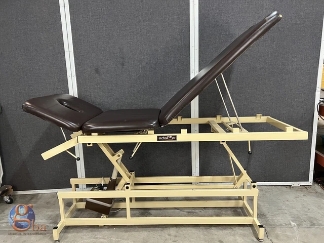 Chattanooga Adapta PT Physical Therapy Treatment Power Exam Table