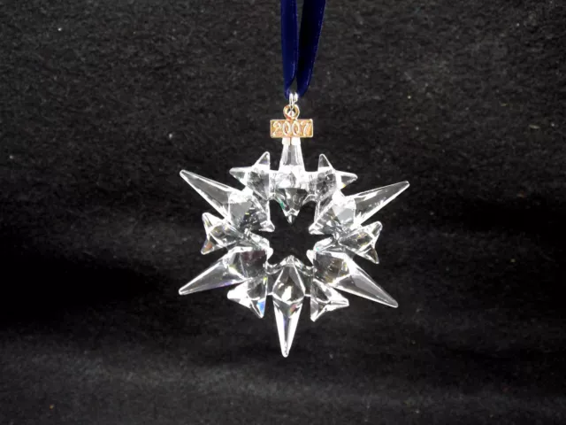 Swarovski Crystal 2007 Christmas Ornament Snowflake #9400 NR 000 104 Mint in box