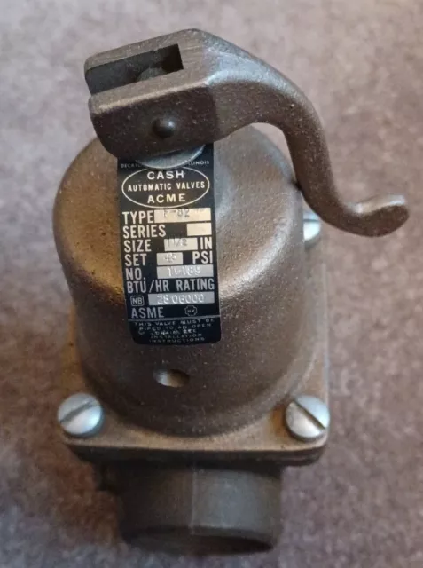 Cash Acme 16189-0045 - F-82 Series 1-1/2" Pressure Relief Valve 45 psi