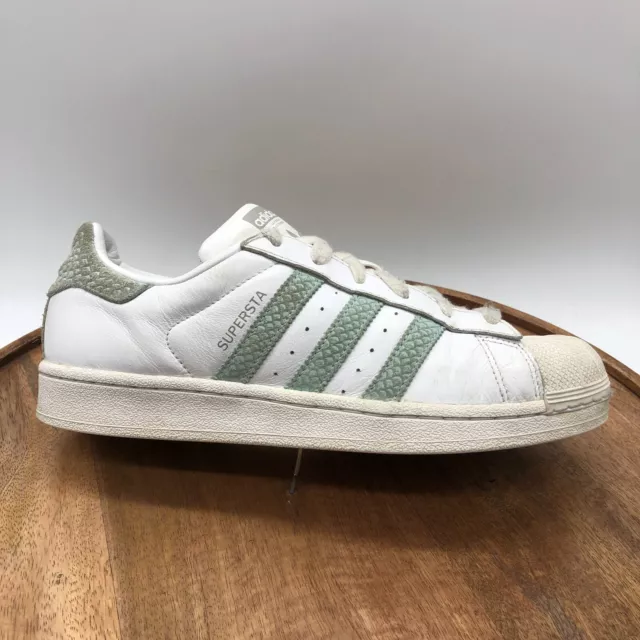 CLEAN ADIDAS WOMENS Superstar White Silver Metallic AQ3091 10 box