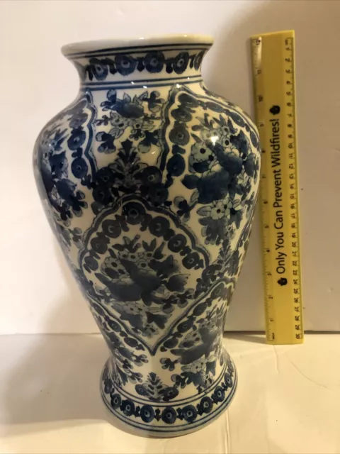 Blue White Porcelain Flower Vase Chinese Pot Cobalt Floral Bouquet 12” Tall