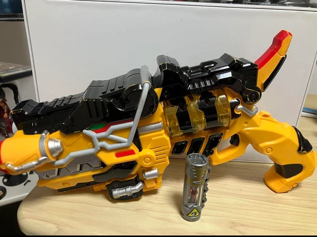 Power Rangers Dino Charge Kyoryuger DX Gabu revolver Gabutyra de
