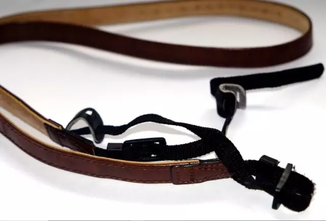 Camera strap in Brown leather