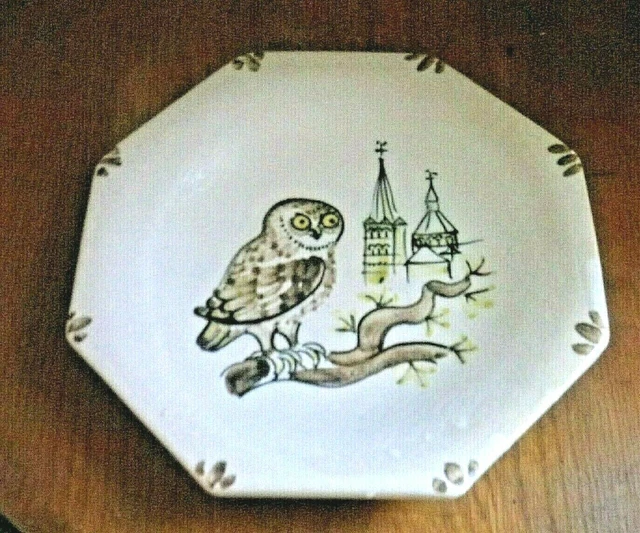 Assiette poterie céramique octogonale signée Gauthier 95 décor chouette ou hibou