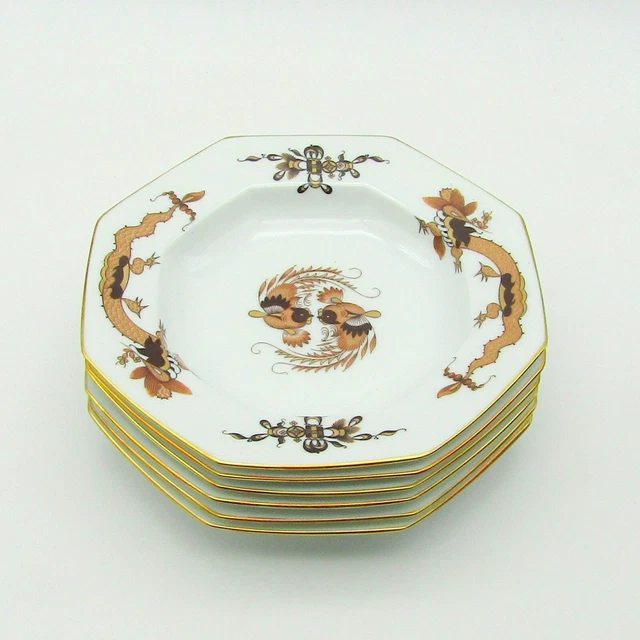 Limoges. Raynaud. 6 assiettes creuses porcelaine modèle dragon rouge et phœnix
