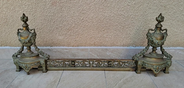 XIXème Barre de Cheminée/Foyer en laiton doré, Chenet de cheminée antique français, Style Louis XVI époque Napoléon III - France